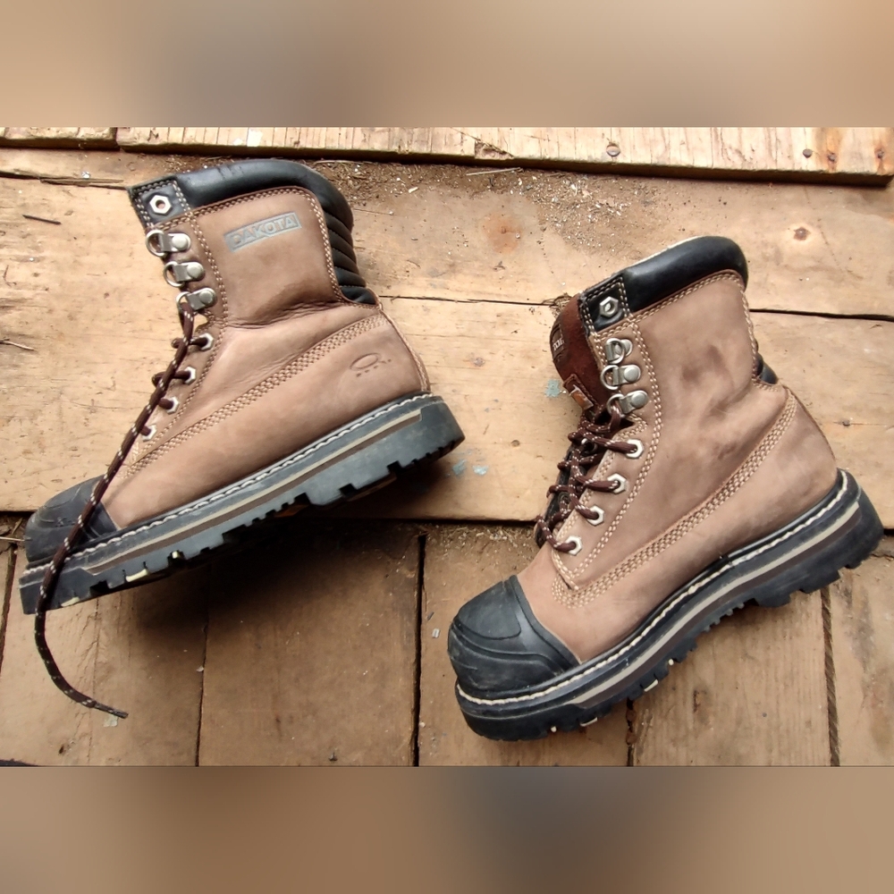 Women's Dakota Oakley Insulated Steel Toe T-Max Tarantula Boots sz8